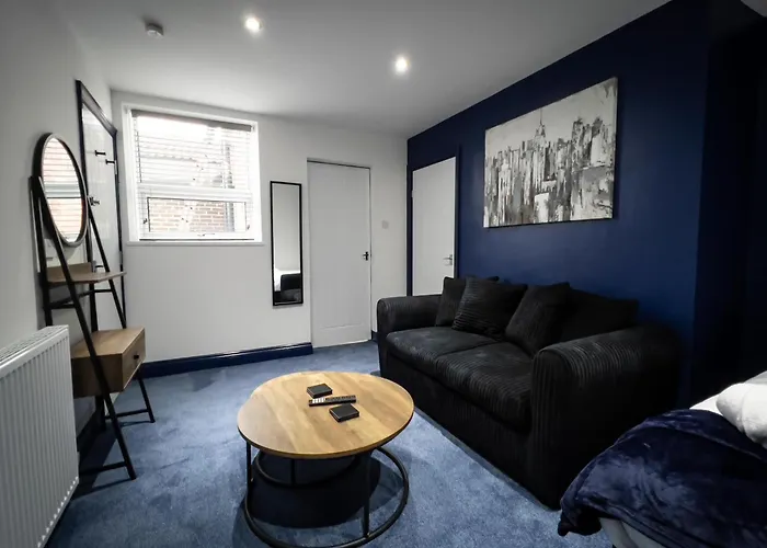 Newly Refurbished 6 Person En-Suite Apartment Tyne & Wear Newcastle Upon Tyne