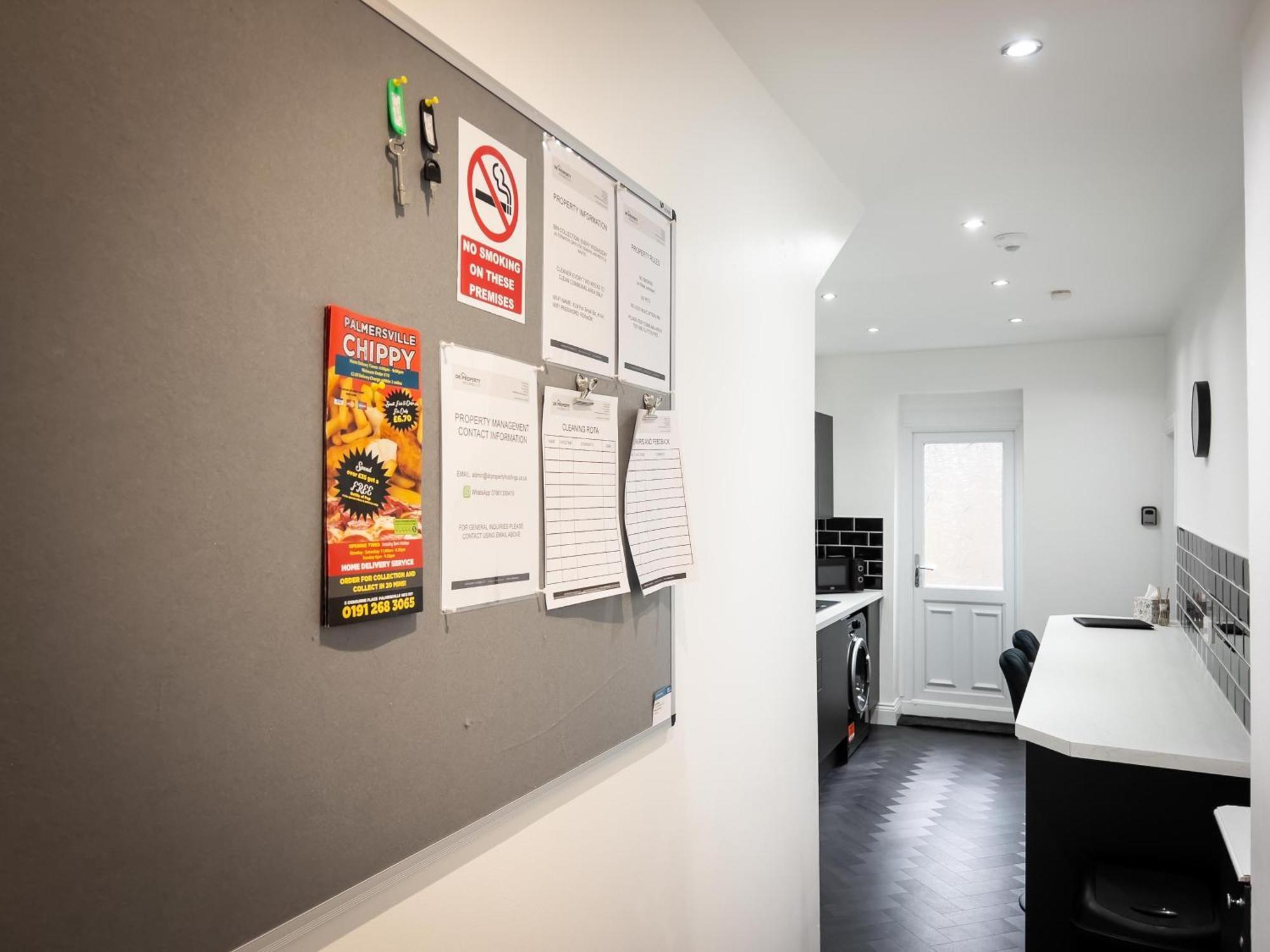 Newly Refurbished 6 Person En-suite Tyne & Wear Newcastle Upon Tyne Apartment Killingworth