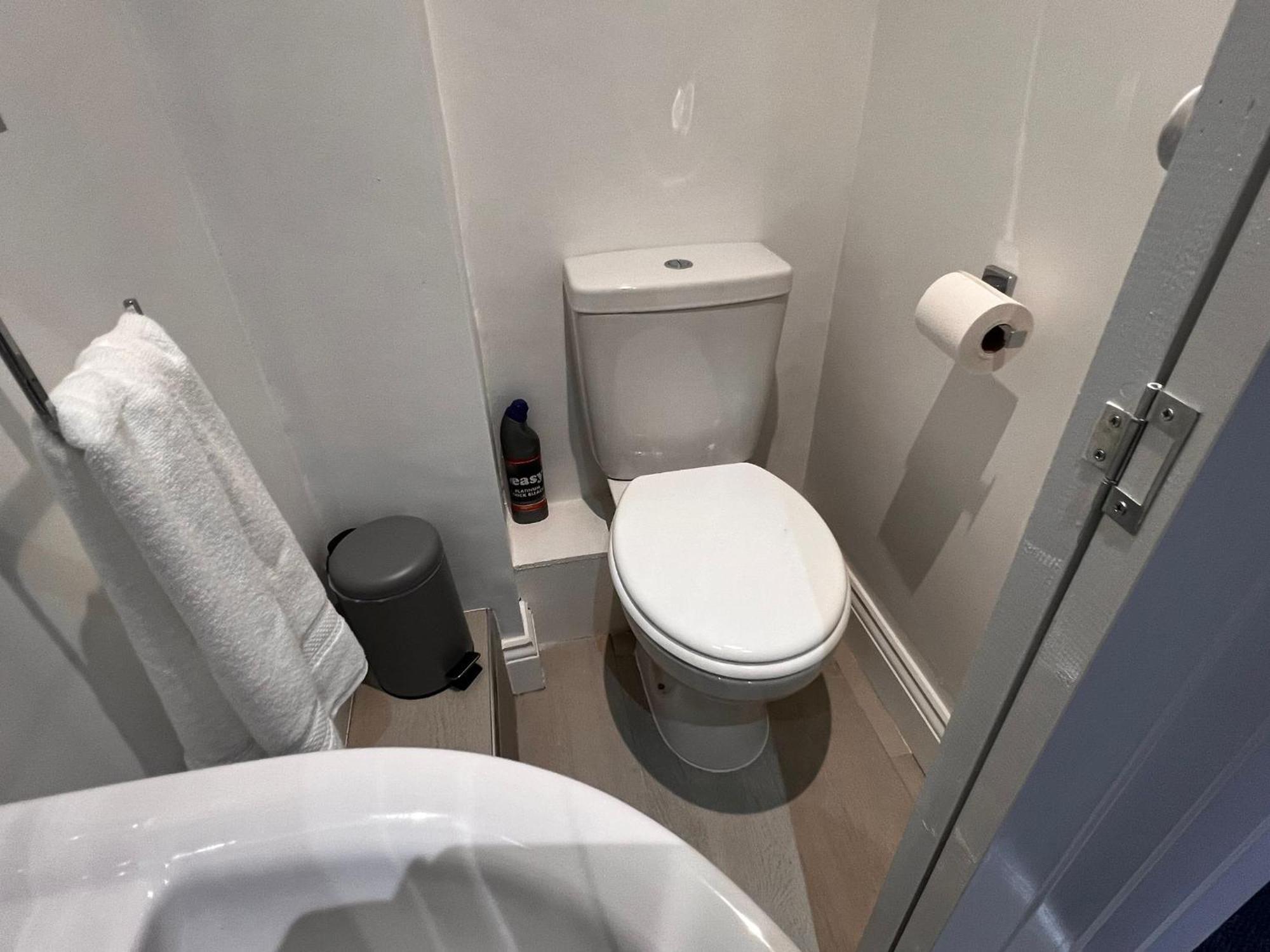 Newly Refurbished 6 Person En-suite Tyne & Wear Newcastle Upon Tyne *