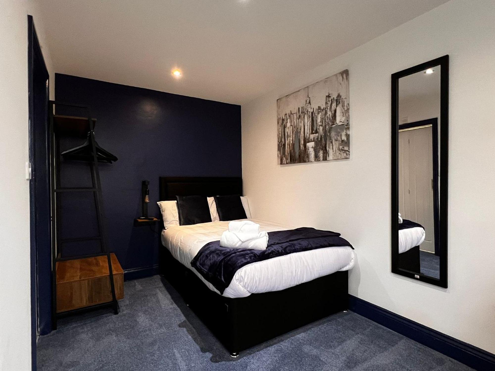 Apartment Newly Refurbished 6 Person En-suite Tyne & Wear Newcastle Upon Tyne *