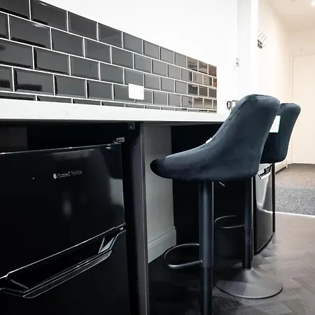 Newly Refurbished 6 Person En-Suite Apartment Tyne & Wear Newcastle Upon Tyne Killingworth Exterior photo