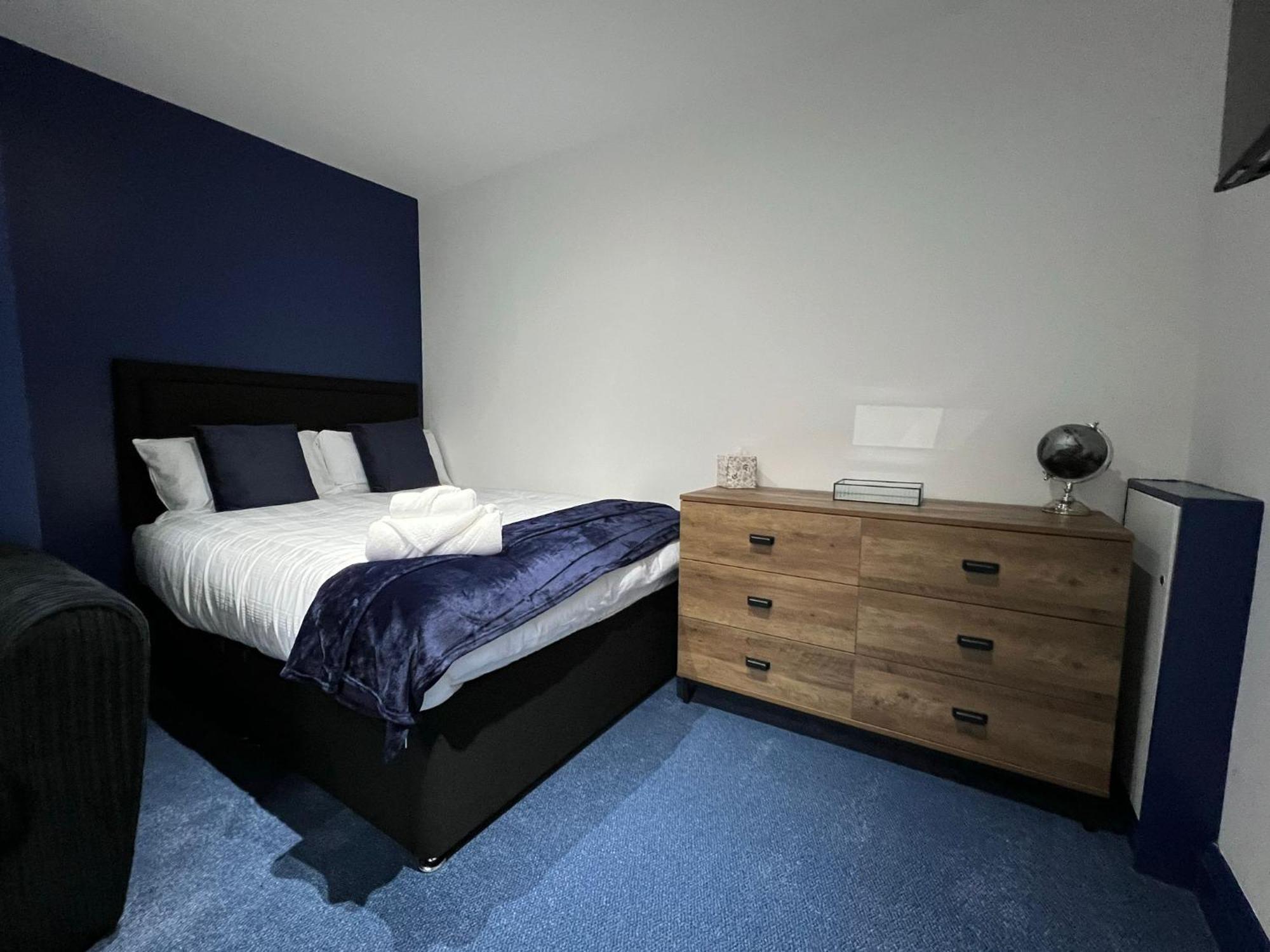Apartment Newly Refurbished 6 Person En-suite Tyne & Wear Newcastle Upon Tyne